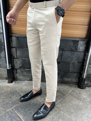      Relaxed Fit Ankle Length Cream Trouser