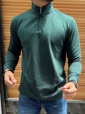               High Neck Green T-shirt