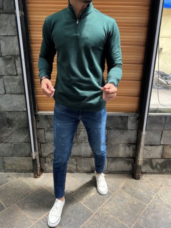               High Neck Green T-shirt