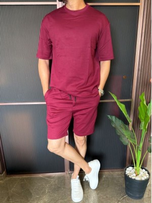                                                                                                                                                                                               Oversize Maroon Cord Set With Shorts 