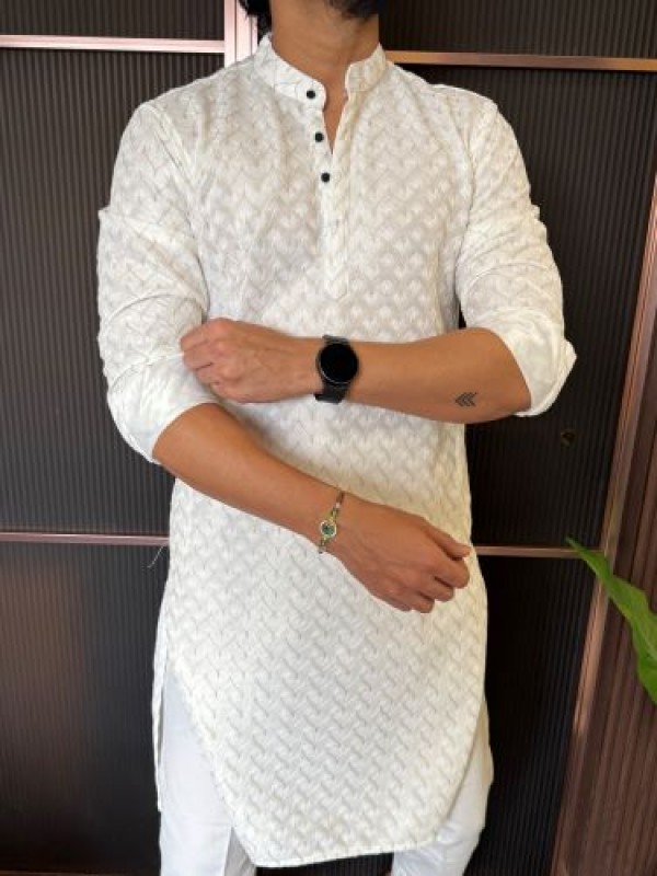                                                                                                                                                                                                                         Heavy textured White Kurta